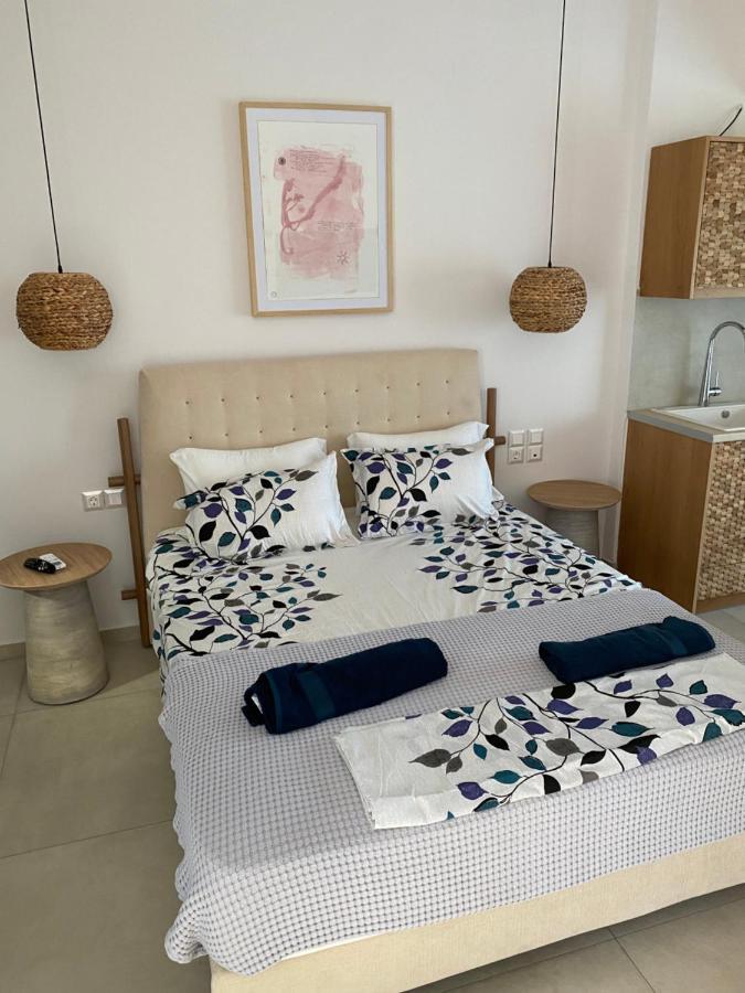 Anax Suite Pera Gyalos Екстериор снимка